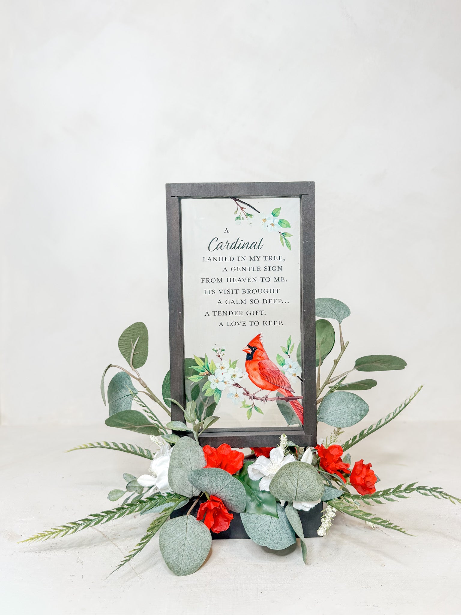 Tabletop Cardinal Sympathy Decor